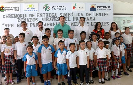 Ver bien para aprender mejor” Beneficia a 357 niños de Cozumel – FWD  consultores