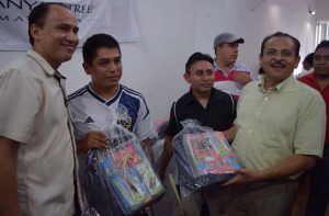 14088452_10154104793576749_8086912484243478943_n