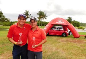 . Johnny García y Leonardo Ledesma se adjudicaron el Primer Torneo de Golf, organizado por la Cámara Española de Comercio Delegación Quintana Roo. 