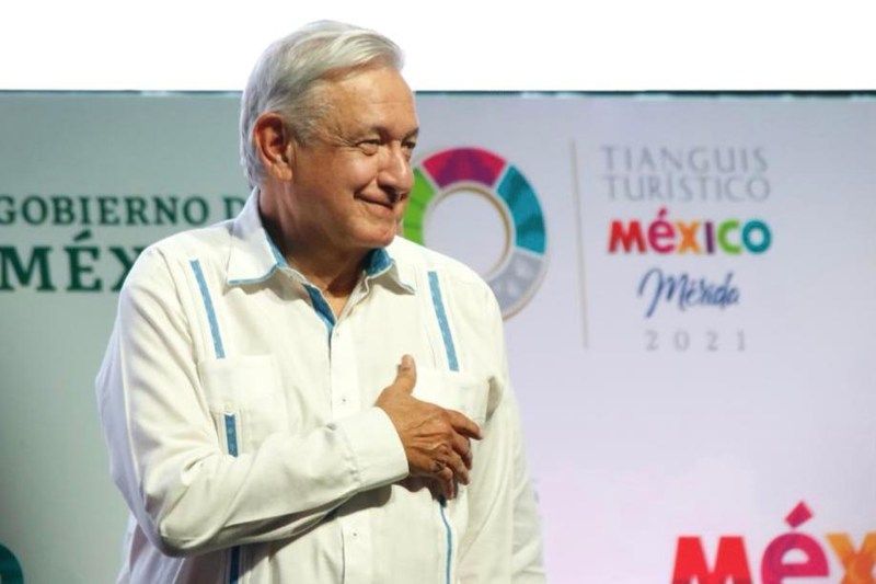 AMLO López Obrador Tianguis encuesta