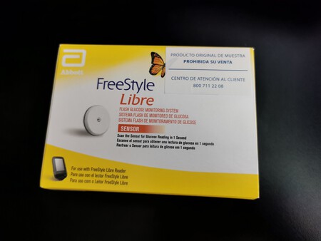 Freestyle Libre Vivi Dos Semanas Con Un Sensor Dentro De La Piel Que Mide Glucosa Todo El Tiempo Y Envia Los Datos Al Smartphone Por Nfc