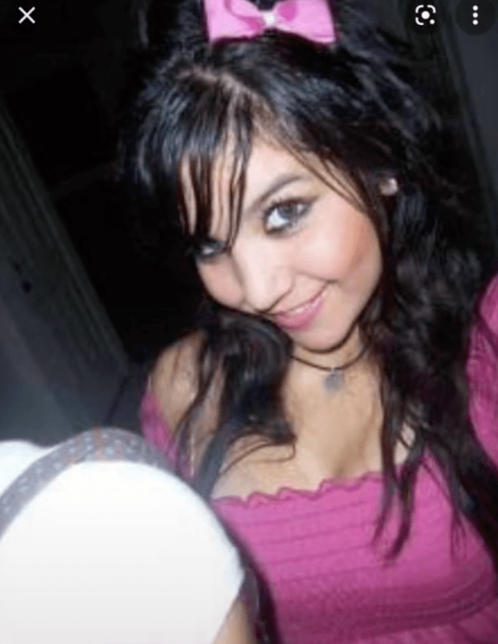 Ah, caray: Así luce en la actualidad Mónica Murillo, la chica emo de hi5 y Metroflog