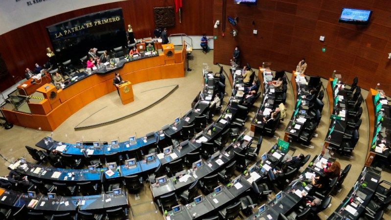 recurso constitucional acuerdo Senado México senadores bancada miscelánea ingresos embajadores