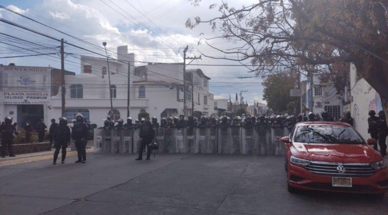 Morelia Michoacán detenidos normalistas