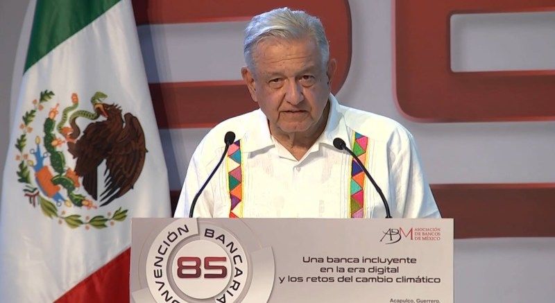 López Obrador Convención Bancaria 2