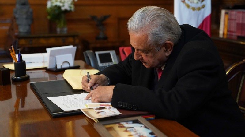 AMLO López Obrador México Decreto