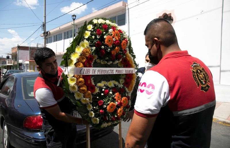 Despiden a periodista asesinado en ciudad del occidente de México