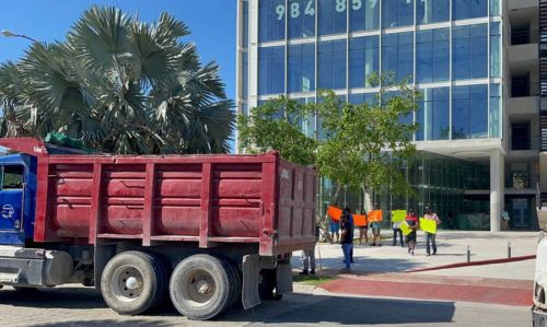 Volqueteros de Playa del Carmen exigen se cumplan acuerdos y se otorgue trabajo a locales en obra del Tren Maya