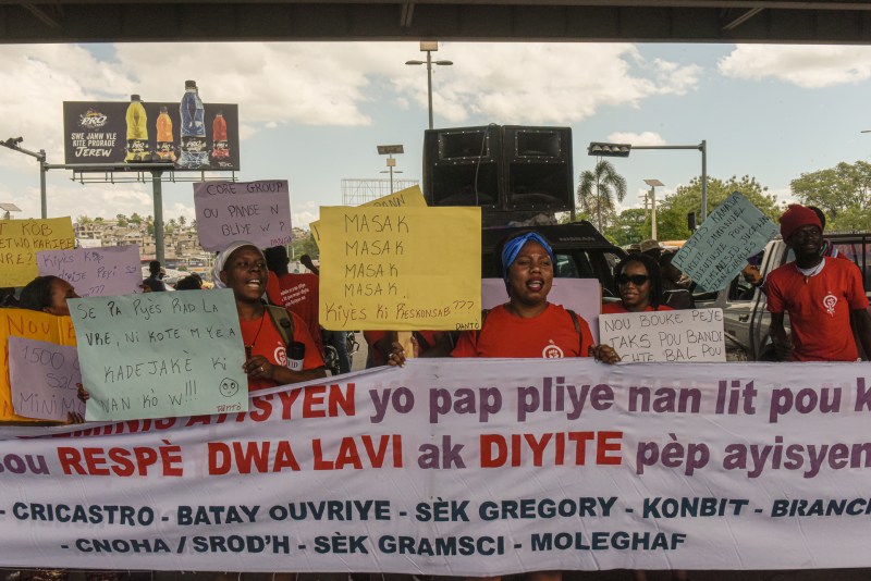 Las mujeres haitianas salen a las calles para exigir sus derechos