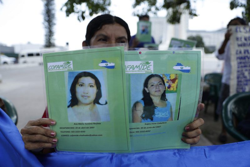 Salvadoreños parten a México en busca de migrantes desaparecidos. Foto de EFE
