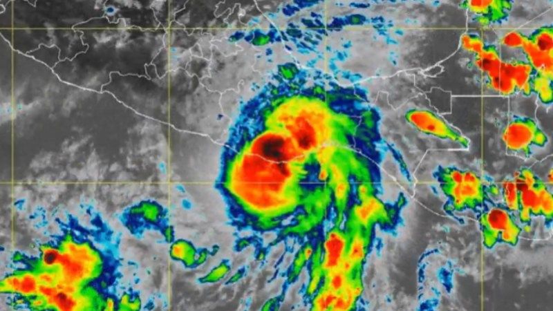 Agatha huracán categoría 1 Oaxaca México