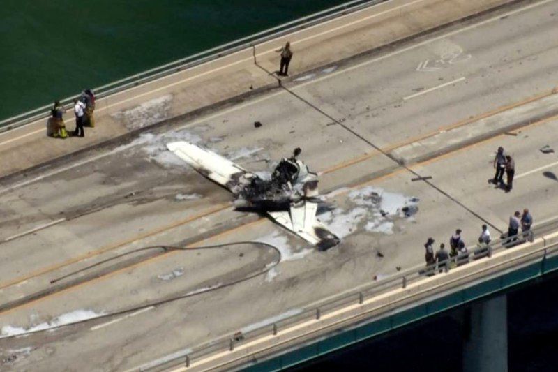 Florida avión desplome Miami Beach