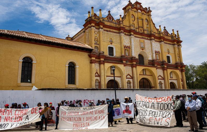 Indígenas protestan para exigir justicia para desaparecidos y presos políticos. Foto de EFE