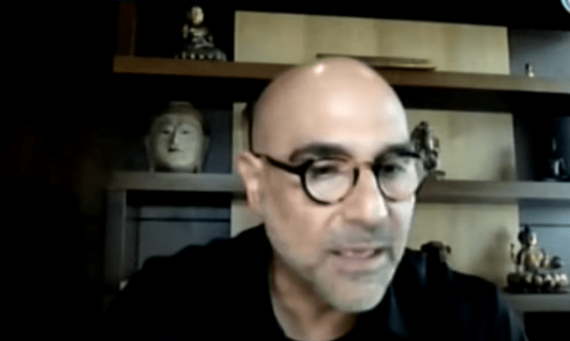 "Yo no lo golpeé", Héctor Suárez Gomís admite que su conducta no fue apropiada tras enfrentamiento. Foto tomada de video