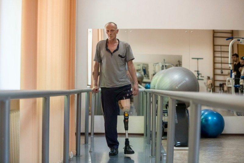 Además de armas, Ucrania también espera prótesis para mutilados