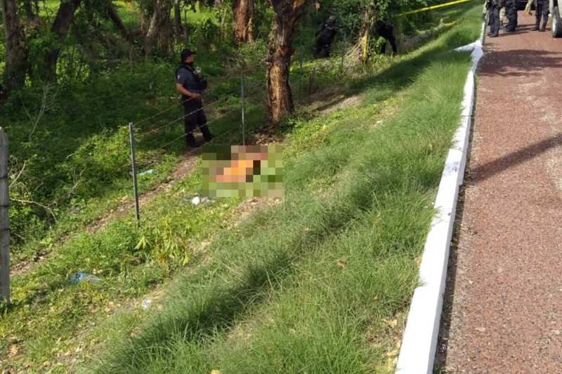 Acapulco Guerrero cuerpo hombre