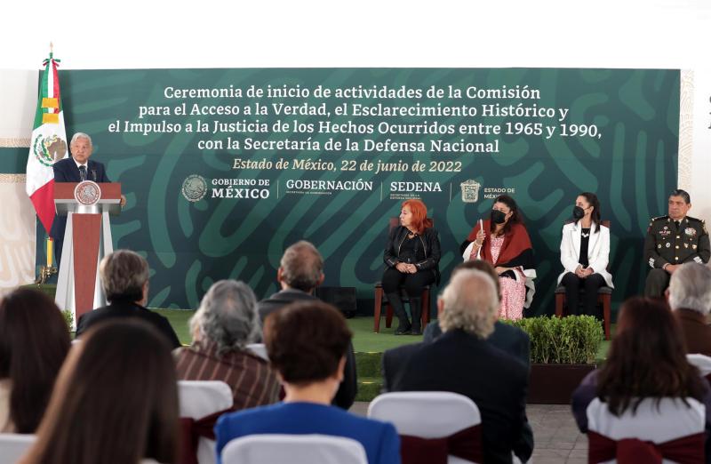 AMLO archivos militares Guerra Sucia