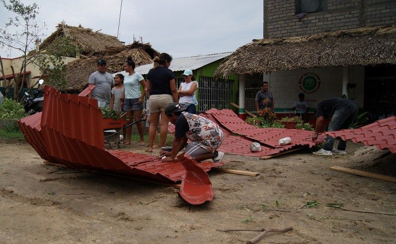 Recuperan nueve cuerpos en Oaxaca tras paso de Agatha; resta localizar a cuatro personas