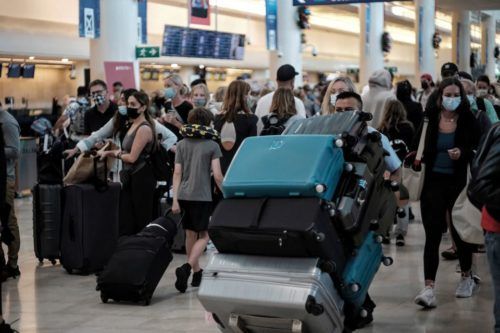 Arranca aeropuerto de Cancún la temporada vacacional de verano con más de 600 operaciones
