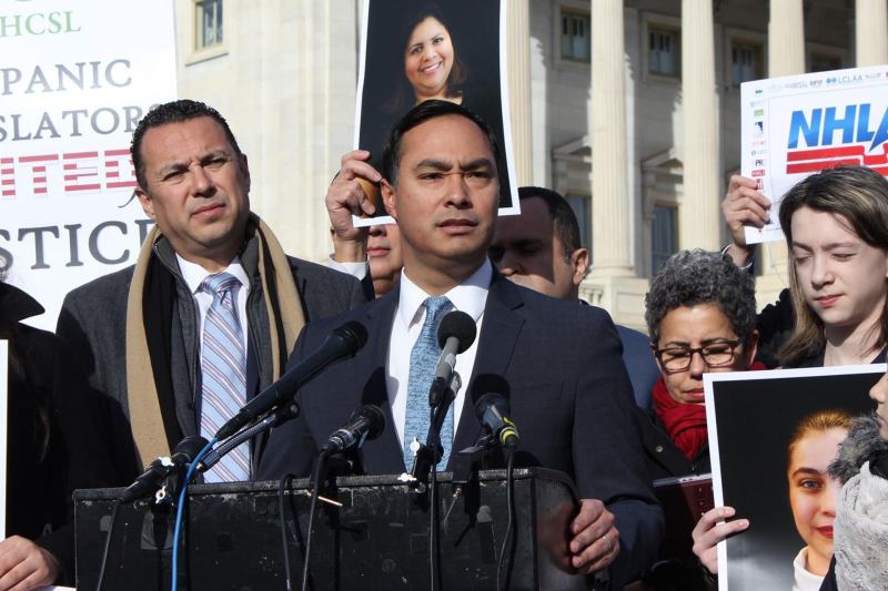 Joaquín Castro congresistas Texas migrantes