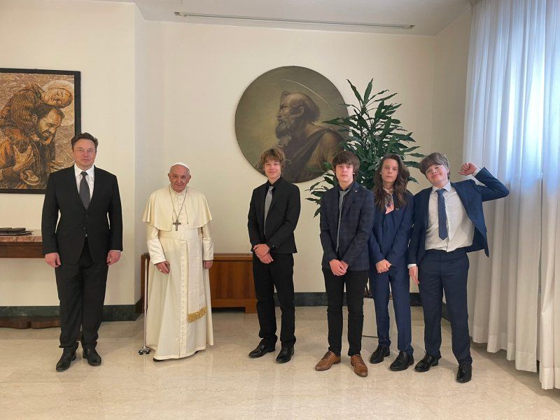 Papa Francisco se reúne con Elon Musk. Foto de Twitter Elon Musk