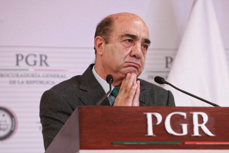 Fotografía de archivo fechada el 27 de enero de 2015, del exprocurador general de la República, Jesús Murillo Karam, durante una rueda de prensa en Ciudad de México. Foto de EFE /Sáshenka Gutiérrez/ ARCHIVO.