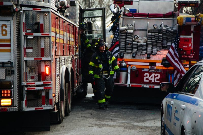 Al menos 10 muertos, entre ellos tres menores, en incendio en Pensilvania. Foto de EFE