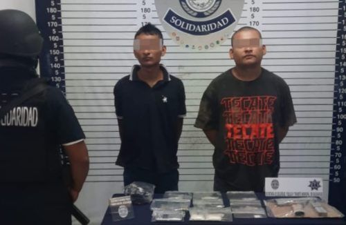 Arrestan a pareja de “malandros” con drogas y pistola hechiza en Villas del Sol