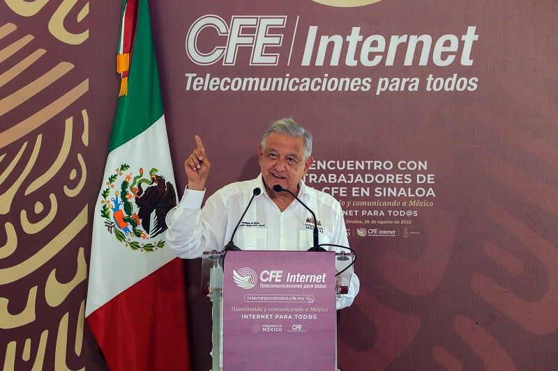 “Con el Internet será una revolución de las conciencias, asegura López Obrador