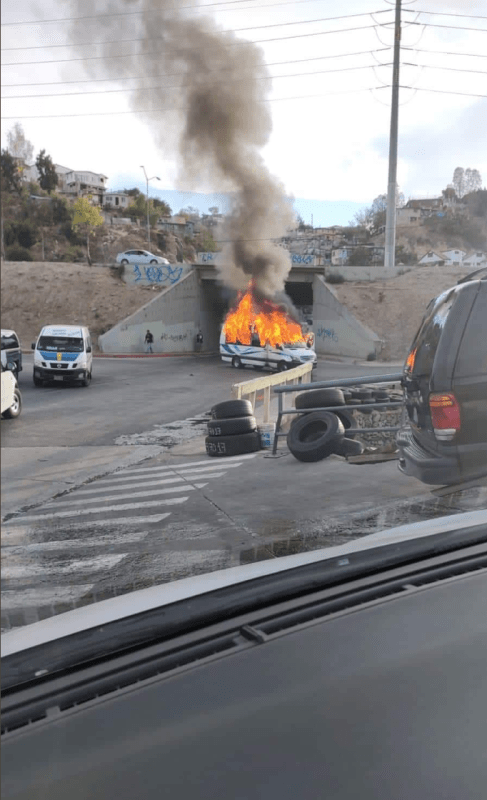 incendian transporte público en baja california