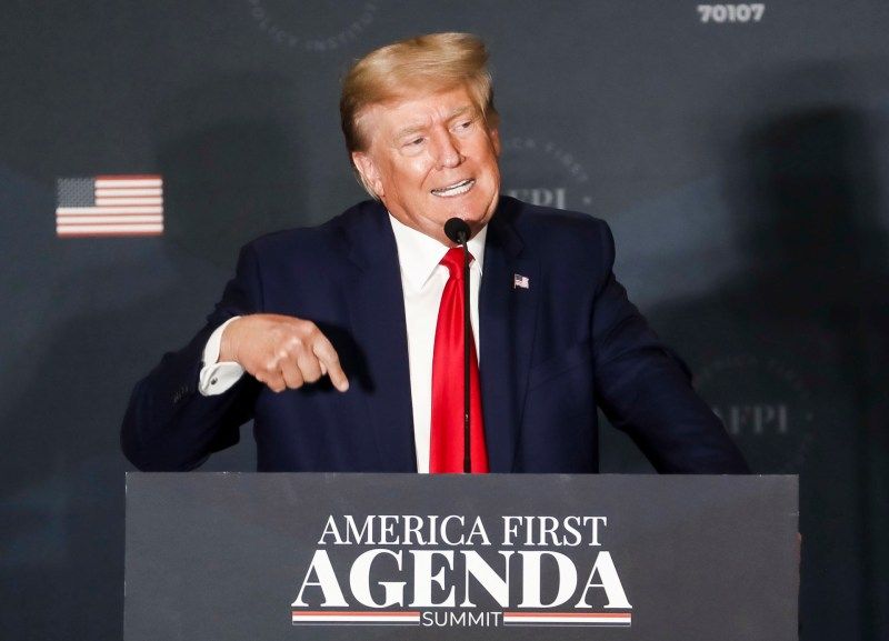 Fiscalía pidió orden de allanamiento a la casa de Trump por posibles violaciones a la Ley de Espionaje