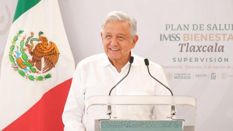 Garantiza López Obrador estabilidad en los precios de la luz a pesar de la "inquietud" en Asia