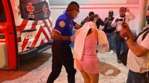 Dos mujeres heridas cuando intentan ejecutar a un ex presidiario en Cancún