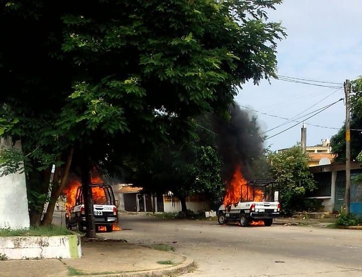 Incendian dos patrullas de Seguridad Pública en Coatzacoalcos. Foto de Radio Fórmula