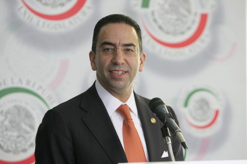 Javier Lozano PAN