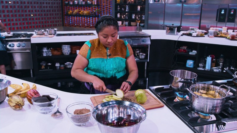 Netflix revela la fecha de estreno de Iron Chef México - iron-chef-mexico-s1-e5-00-07-59-14