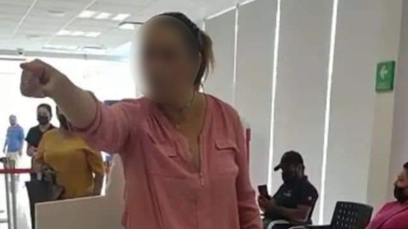 Soy de la DEA mujer desata escándalo en sucursal bancaria de Piedras Negras 2