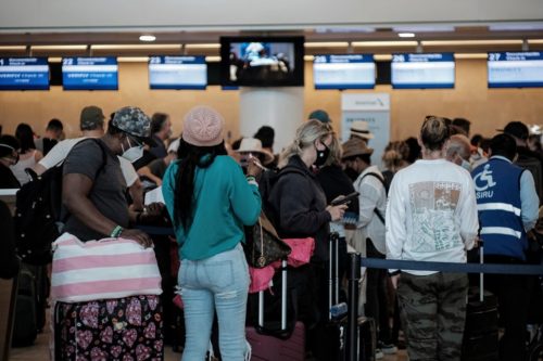 Cancelan vuelos por el huracán “Ian” en el aeropuerto de Cancún