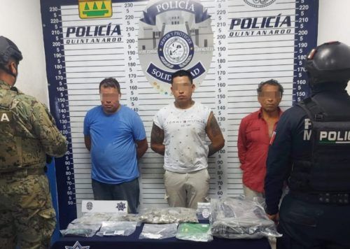 Tres detenidos en Playa del Carmen al ser sorprendidos con marihuana