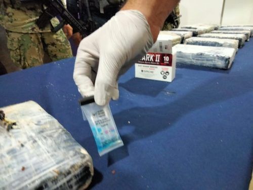 PLAYA SAN MARTÍN || Aseguran 13 ladrillos de cocaína en la zona oriental de Cozumel