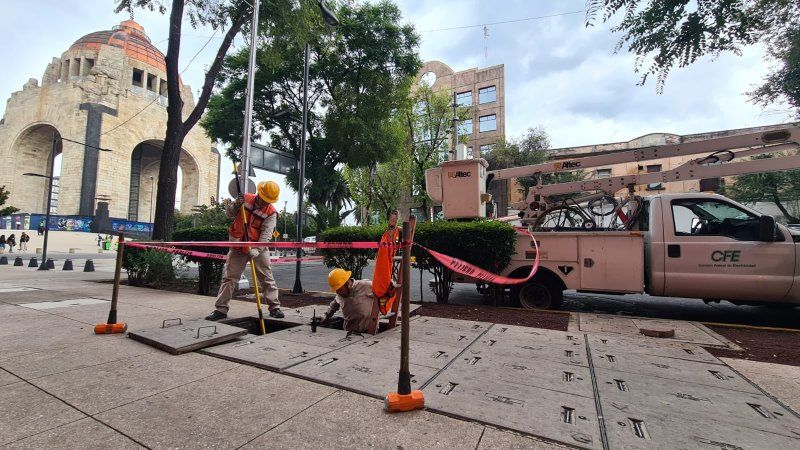 CFE restablece suministro eléctrico a usuarios afectados por sismo. Foto de CFE