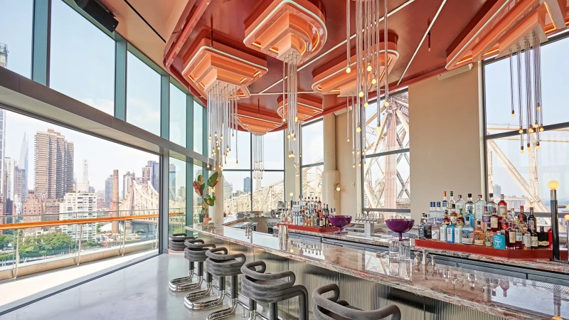 Conoce Nueva York en 48 horas Conoce Nueva York en 48 horas - Panorama-Room.-Rooftop.-Gourmet-Bar.-The-Ultimate-Guide-48-horas-en-Nueva-York