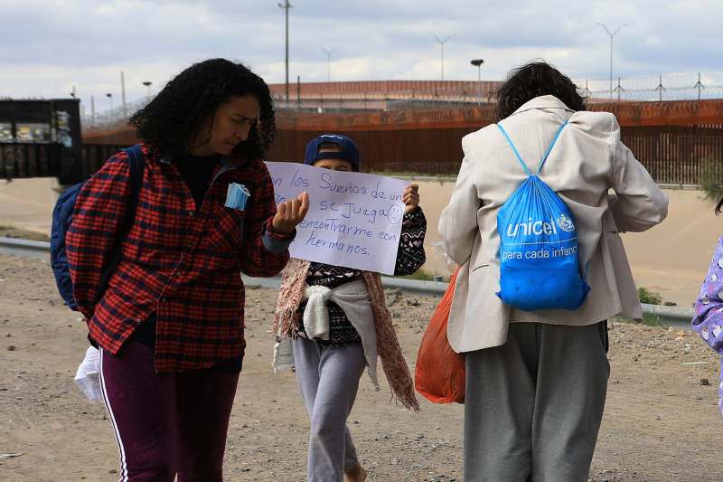 niños venezolanos protesta México EEUU