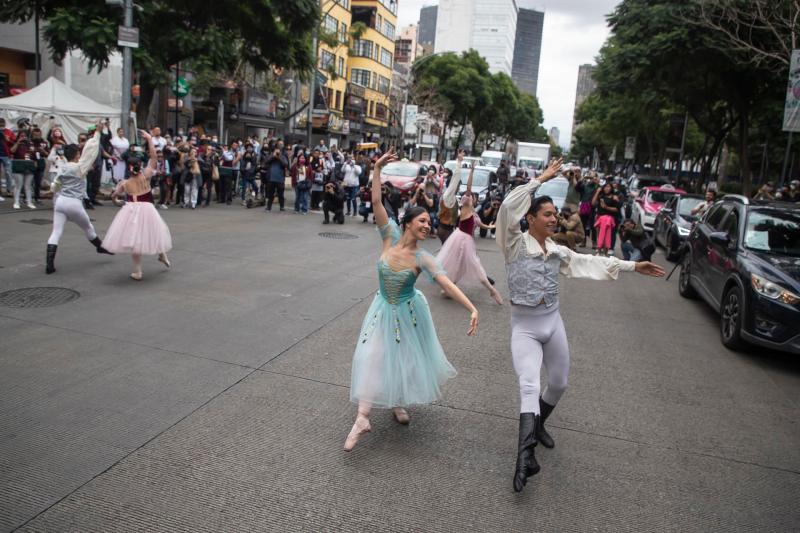 bailarines Giselle calles CDMX