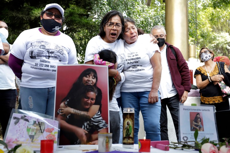 Colectivo promete hallar a hija de activista asesinada en Puebla