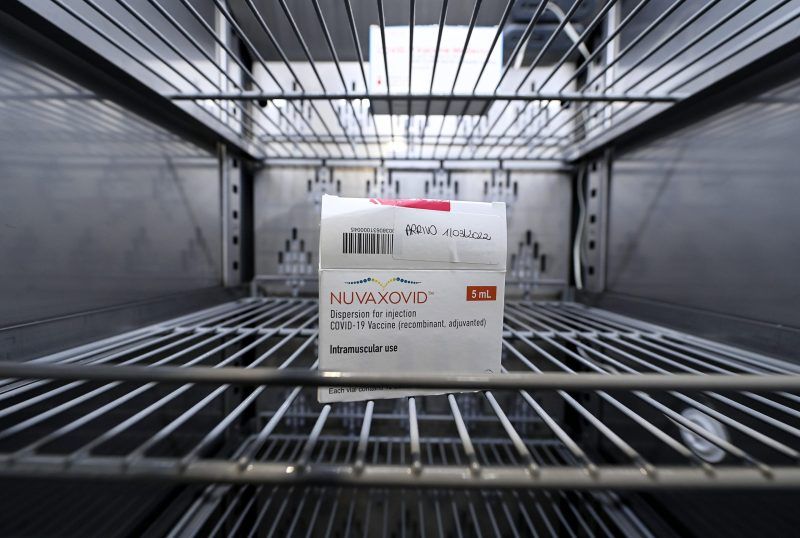 EE.UU. aprueba el uso de la vacuna de refuerzo de Novavax en adultos. Foto de EFE