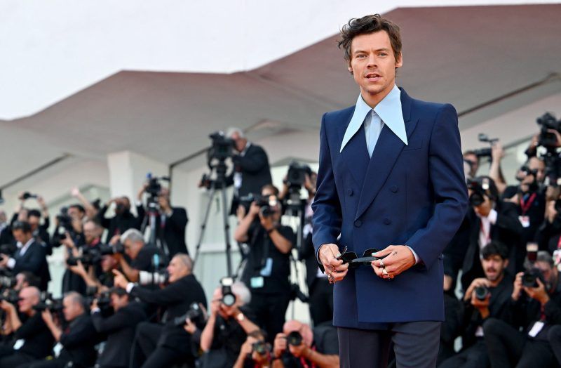 #Video Harry Styles desata locura en su presentación en Venecia. Foto de EFE