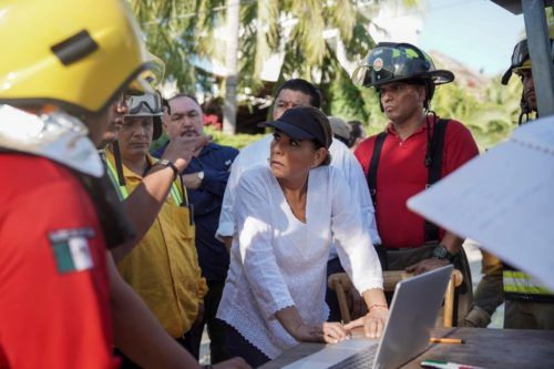Mara Lezama atiende personalmente emergencia por incendio de hoteles en Holbox