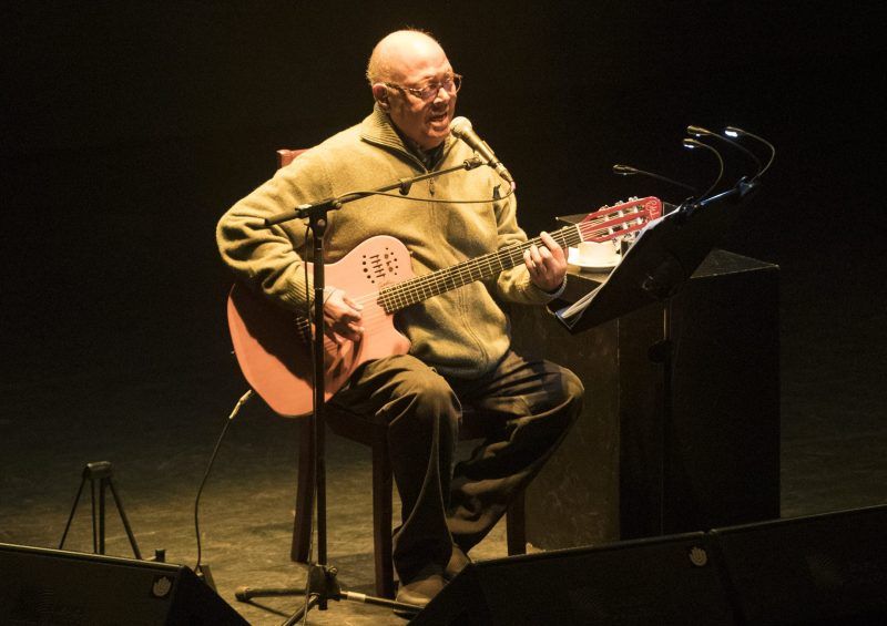 Hospitalizan a Pablo Milanés en Madrid; suspende concierto en México. Foto de EFE