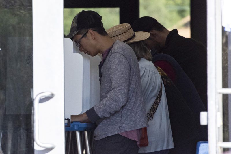 Incidencias con máquinas de voto y papeletas por correo en algunas zonas de EE.UU.. Foto de EFE